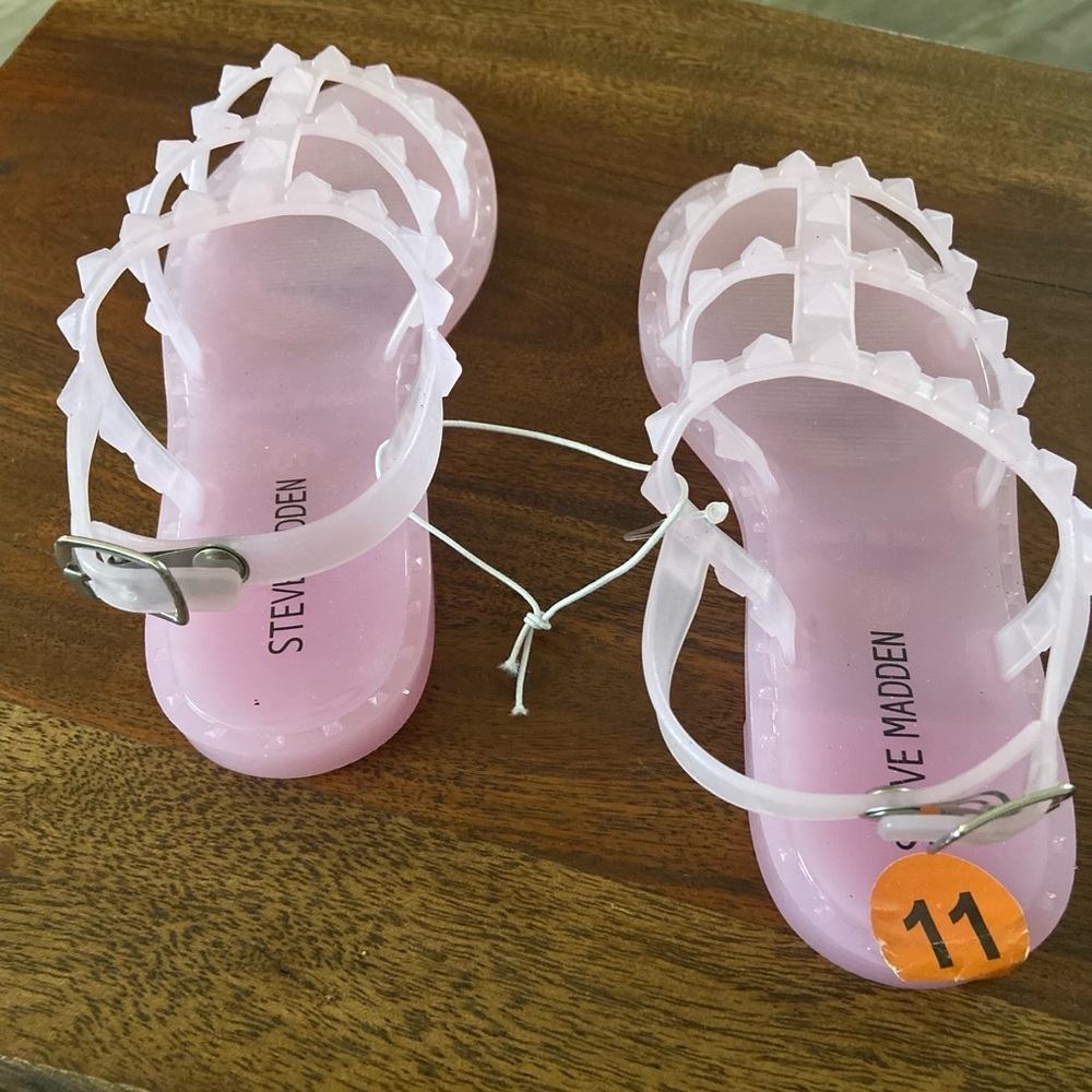 Steve Madden girls sandals - Picture 8 of 12